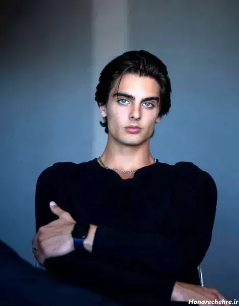  عکس پسر 20 ساله ایرانی