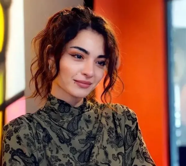  عکس بازیگران زن ترکیه برای پروفایل