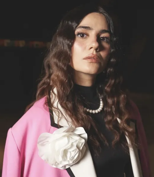  عکس بازیگران زن ترکیه برای پروفایل