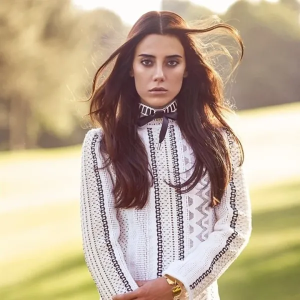  عکس بازیگران زن ترکیه برای پروفایل