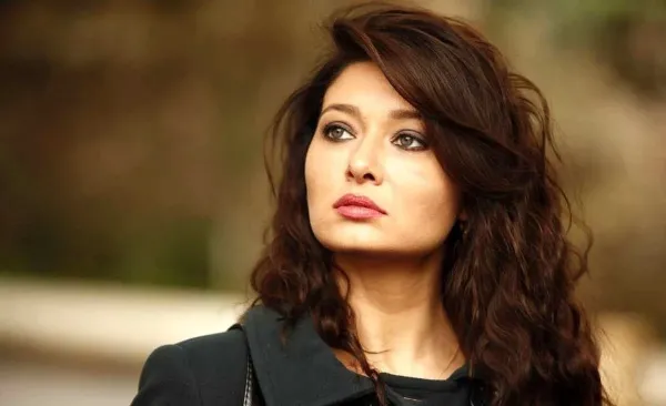  عکس بازیگران زن ترکیه برای پروفایل