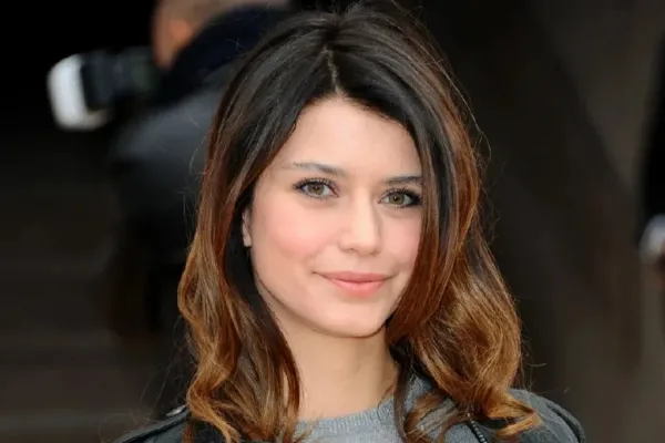  عکس بازیگران زن ترکیه برای پروفایل