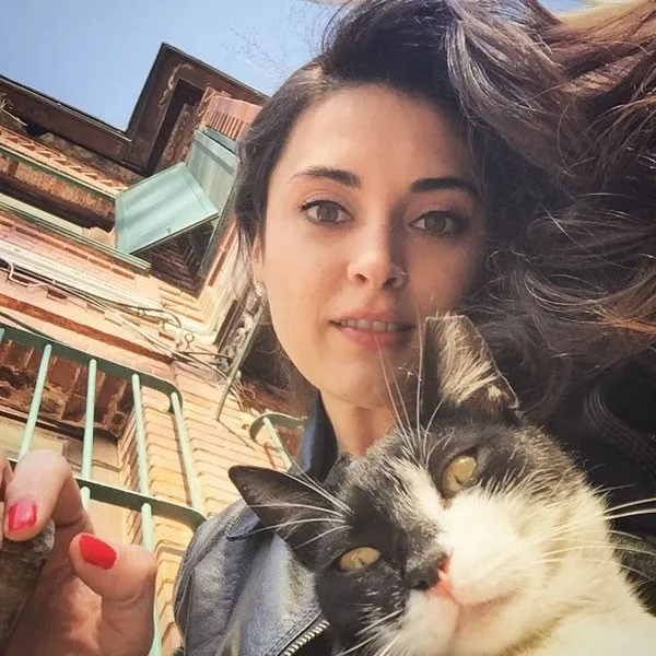 عکس خوش اندام ترین بازیگر زن ترکیه