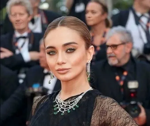  عکس خوش اندام ترین بازیگر زن ترکیه