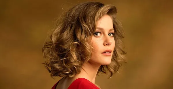  عکس خوش اندام ترین بازیگر زن ترکیه