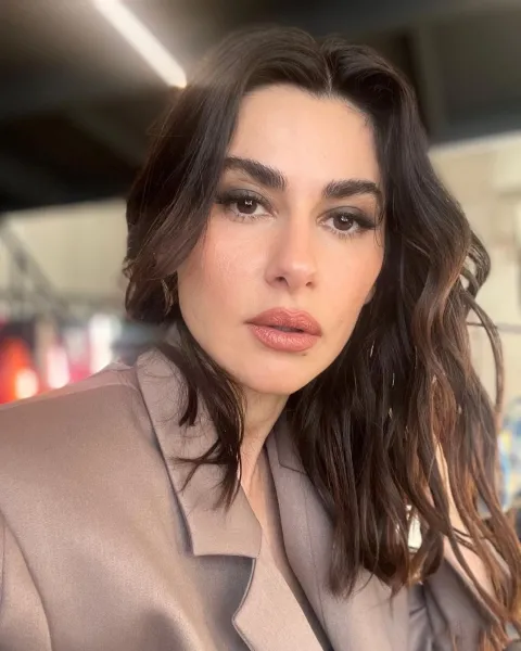  عکس خوش اندام ترین بازیگر زن ترکیه