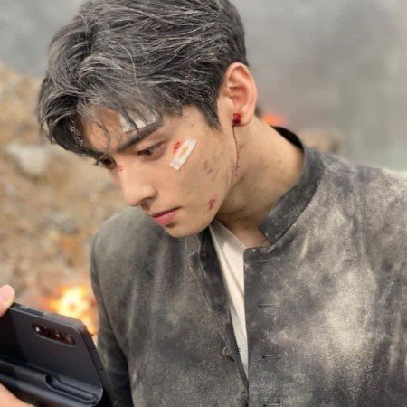  پروفایل بازیگری دخترانه