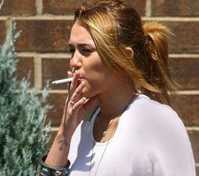  عکس بازیگران خارجی با سیگار