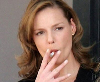  عکس بازیگران خارجی با سیگار