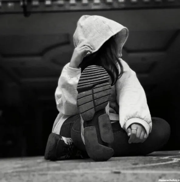 عکس پروفایل دخترونه سیاه سفید