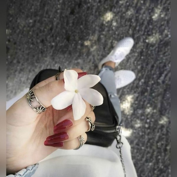  عکس پروفایل لاکچری دخترونه