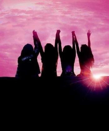  عکس دخترونه با حس خوب