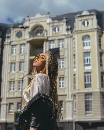  دانلود تصویر زمینه دخترانه خاص برای اینستا