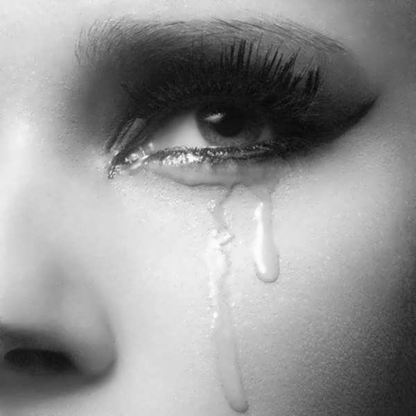  عکس نقاشی چشم اشکی دختر برای پروفایل