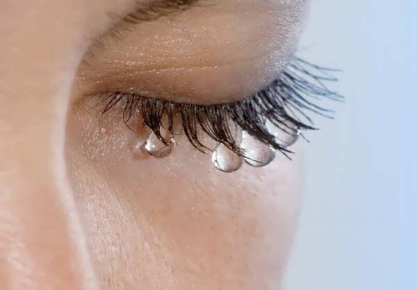  عکس نقاشی چشم اشکی دختر برای پروفایل