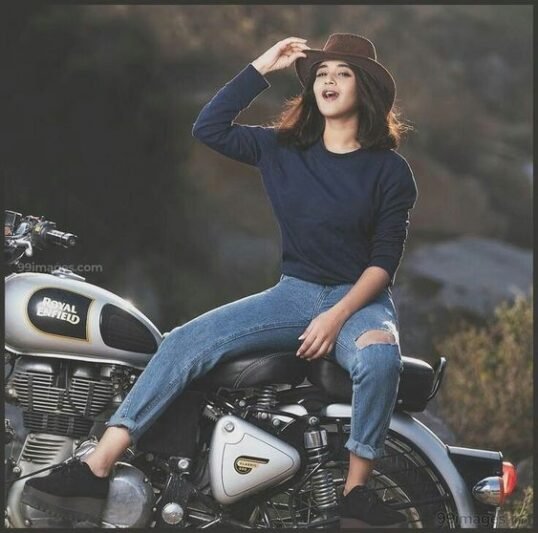  عکس دخترونه جذاب و لاکچری جدید