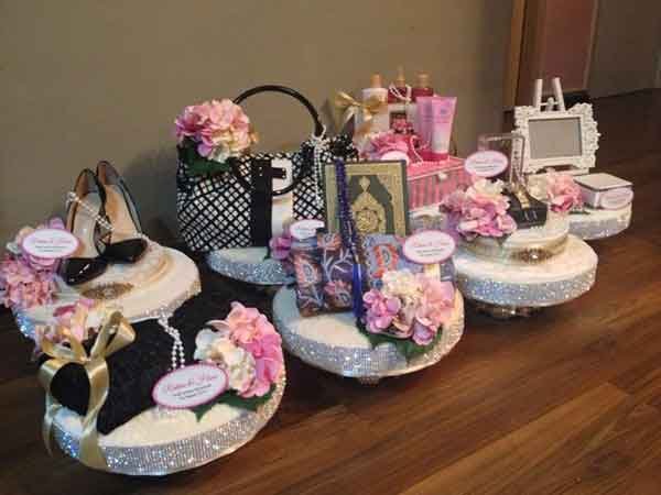 تزیین وسایل عروس با طلق