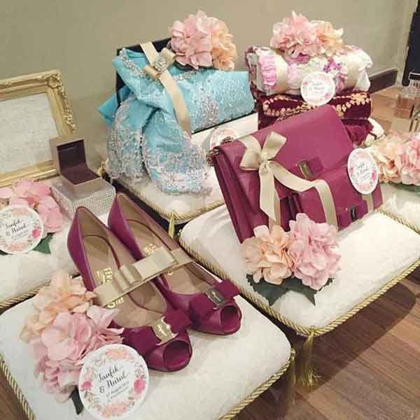  تزیین وسایل عروس با طلق