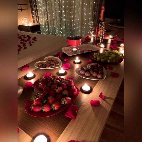  عکس تزیین میز تولد عاشقانه جدید 2026