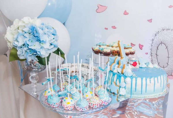  عکس تزیین میز تولد لاکچری