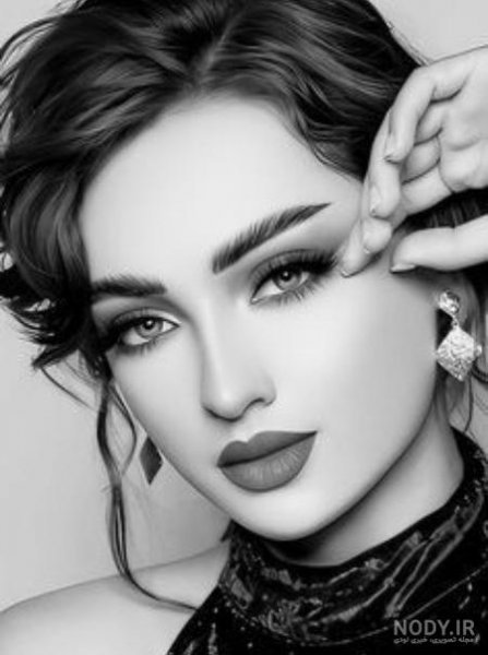  عکس پرتره سیاه و سفید هنری