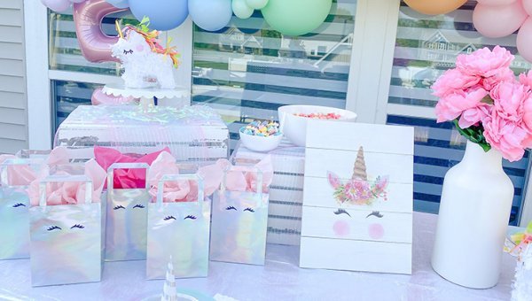  تم تولد پونی تک شاخ