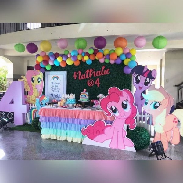  تم تولد پونی تک شاخ