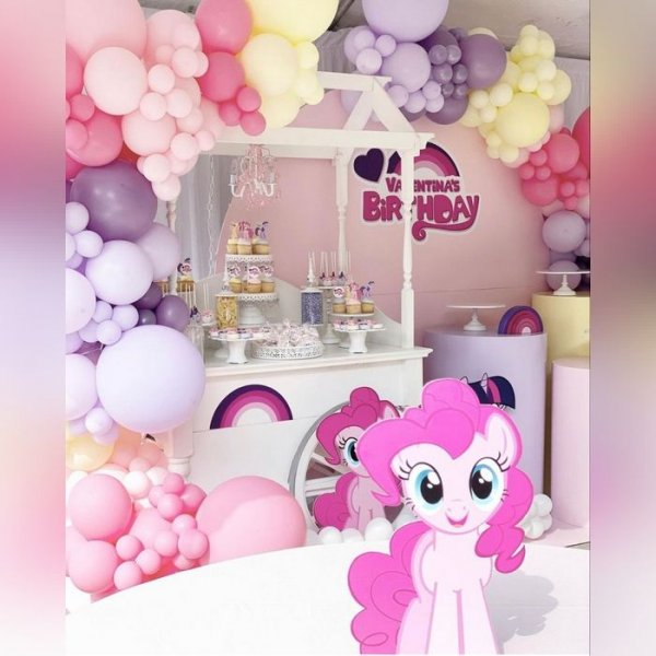  تم تولد پونی تک شاخ