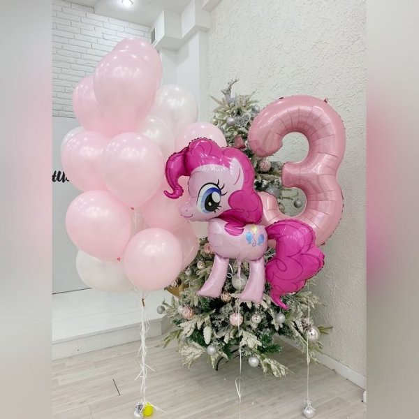  تم تولد پونی تک شاخ