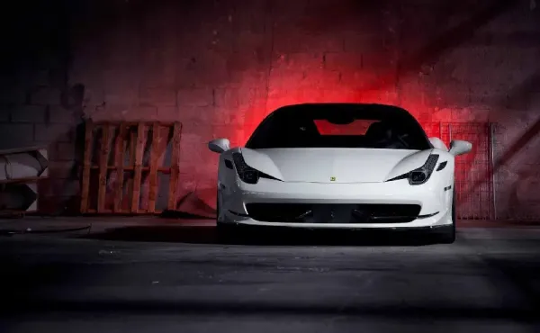  عکس پروفایل ماشین سفید لوکس و لاکچری