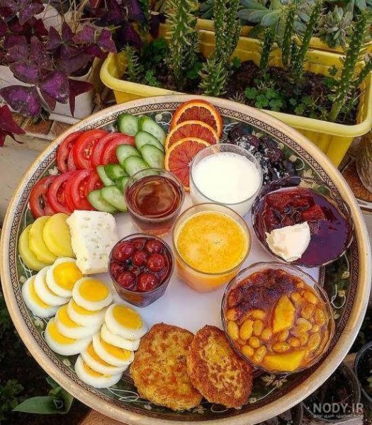  عکس استوری صبحانه خوردن در طبیعت خفن