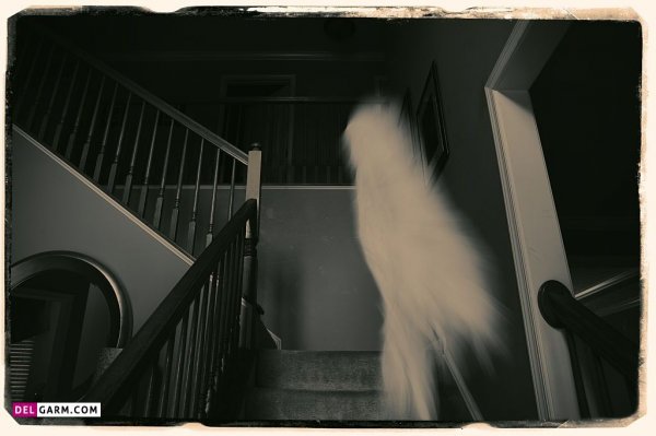  پس زمینه ترسناک