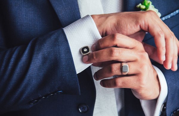  عکس مدل دکمه سردست برای استایل اسپرت