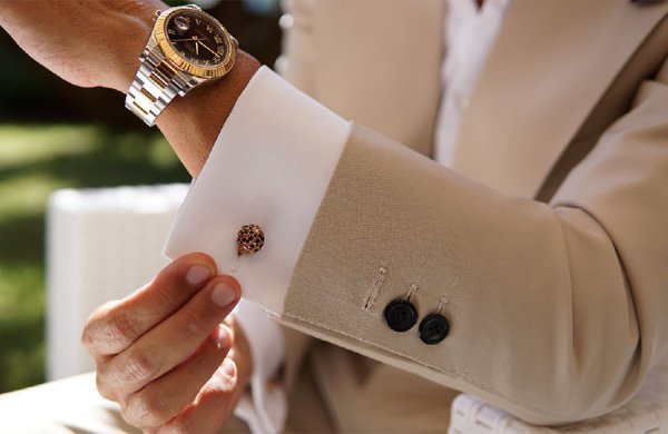  عکس مدل دکمه سردست برای استایل اسپرت