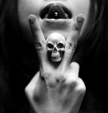  دانلود عکس لاکچری سیاه و سفید