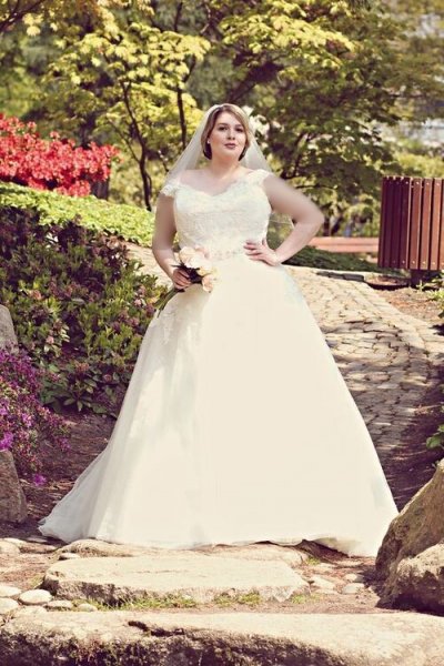  عکس لباس عروس برای افراد چاق شیک و لاکچری