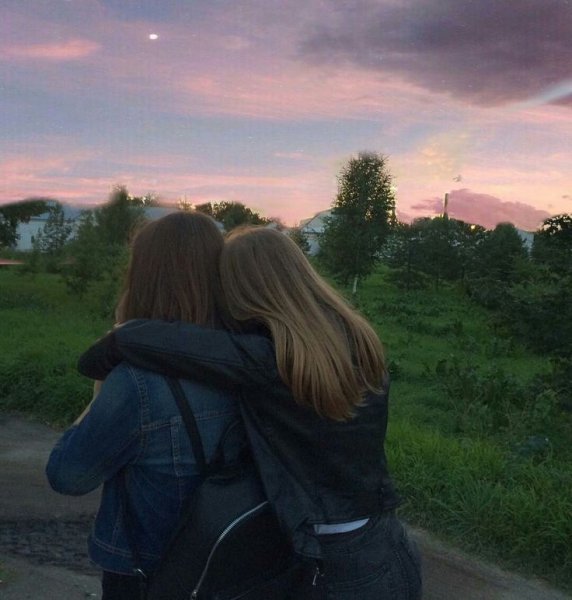 عکس رفیق دخترونه خفن