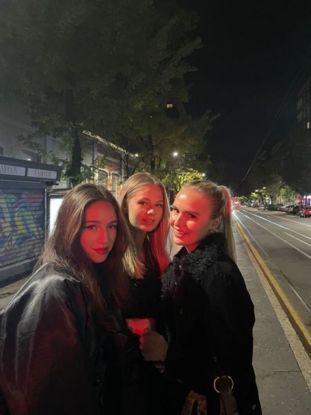 عکس پروفایل رفیق خوب