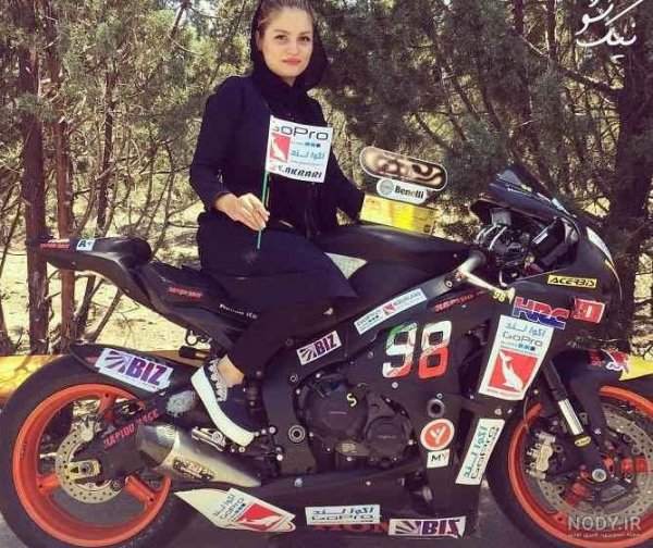 عکس دختر با موتور سنگین برای پروفایل