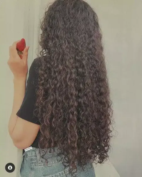  عکس دختر مو فرفری بدون چهره