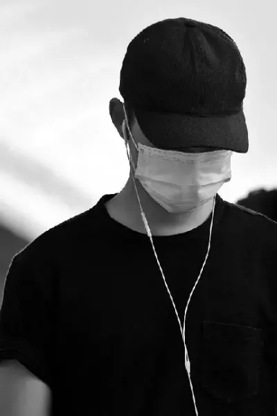  بک گراند پسرونه لاتی مشکی