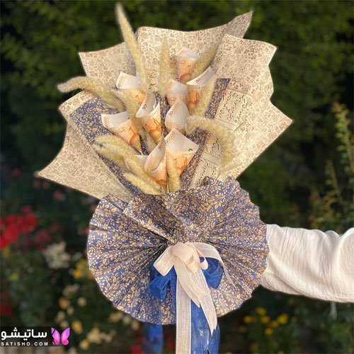  عکس دسته گل با پول ساده