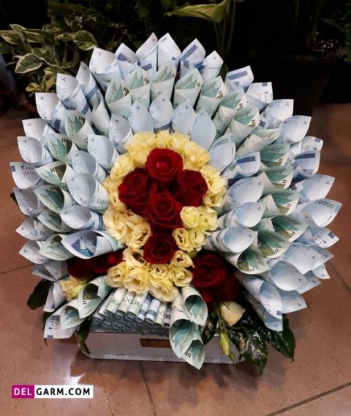  عکس دسته گل با پول ساده