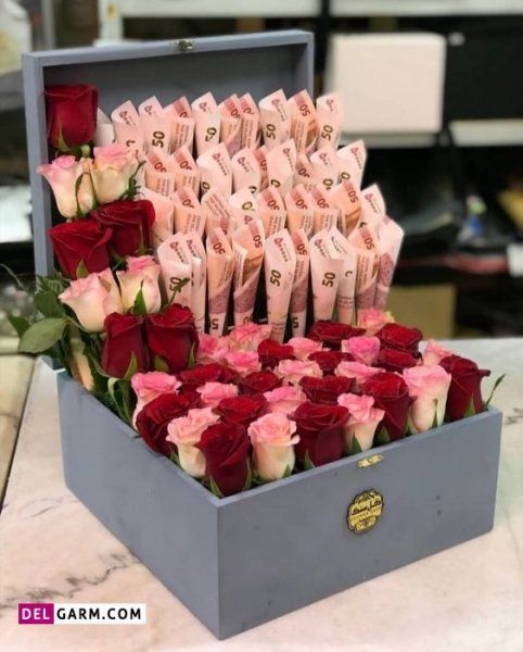  عکس دسته گل با پول ساده