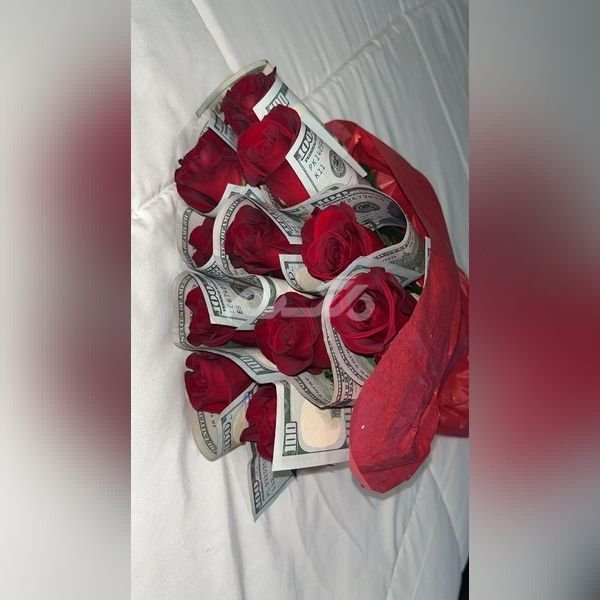  عکس دسته گل با پول برای کادو