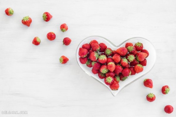  عکس توت فرنگی برای استوری