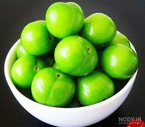  عکس گوجه سبز با نمک