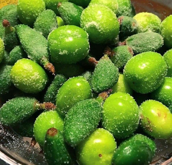  عکس گوجه سبز با نمک