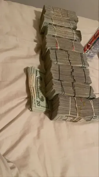  عکس لاکچری حس ثروت