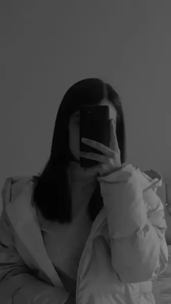 دانلفود عکس سیاه سفید لاکچری پروفایل